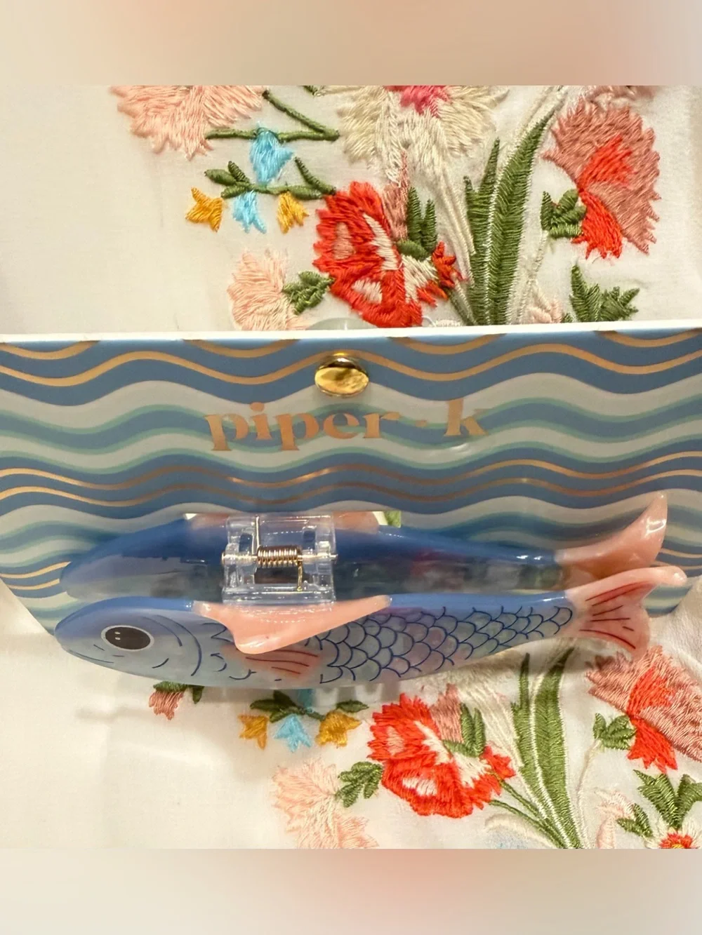 Piper•K Blue and Pink Fish Hair Claw Clip